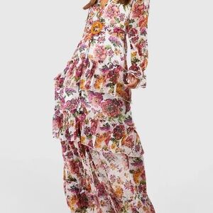 Boohoo Multicolor Floral V-Neck Top